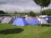 ab Freitag wurden Zelte aufgebaut